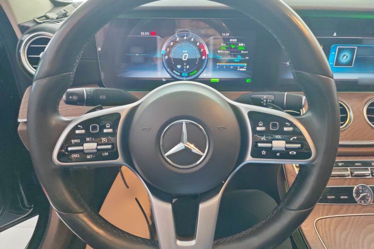 Used Mercedes-Benz E-Class 2019 E 260 L 4MATIC