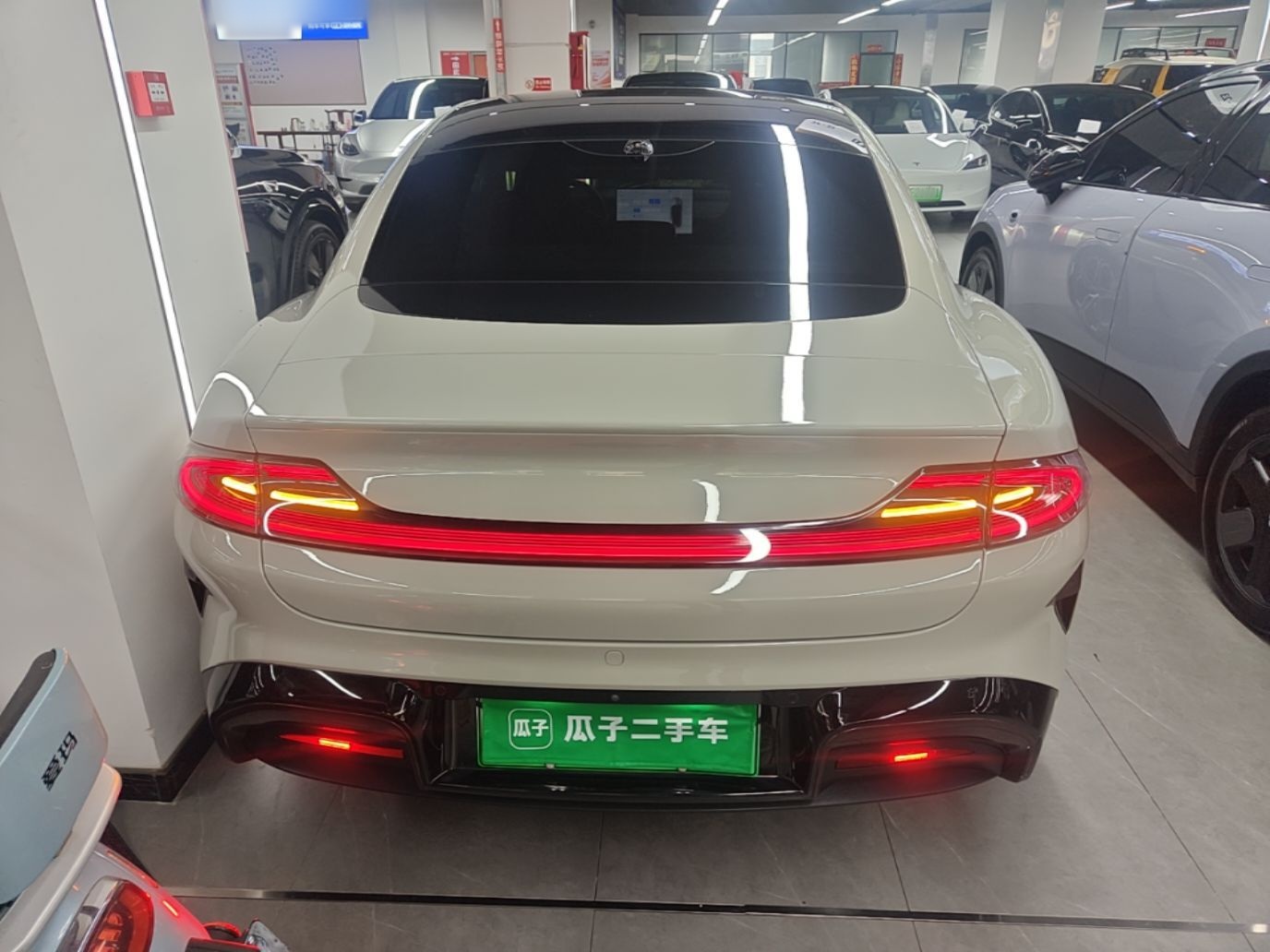 Xiaomi Auto SU7 2024 Four-Wheel Drive Ultra-Long Range Advanced Intelligent Driving Max Edition — снимка 5