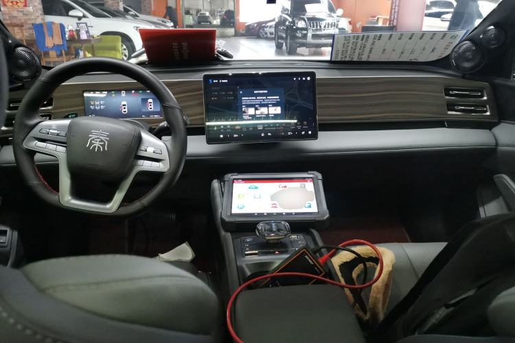 Used BYD Qin L 2025 DM-i Smart Drive 120KM Superior Model