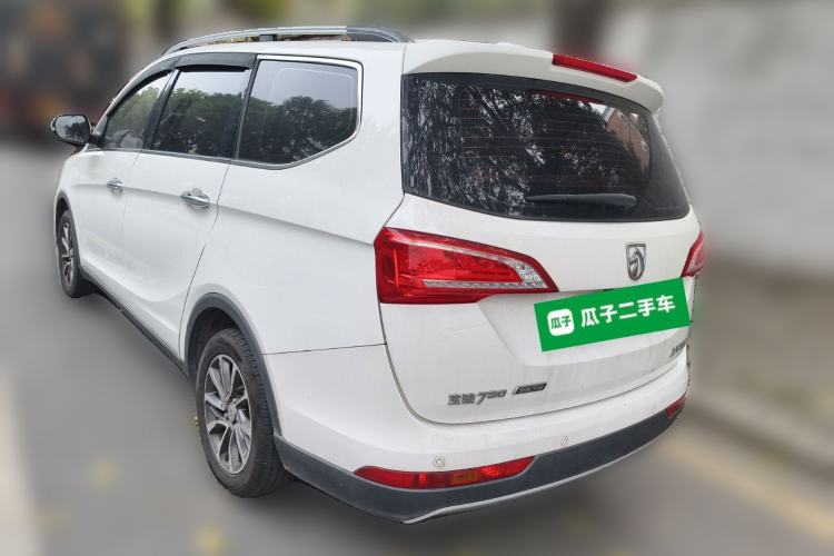 Used Baojun 730 2017 1.8L iAMT Luxury Version 7-Seater
