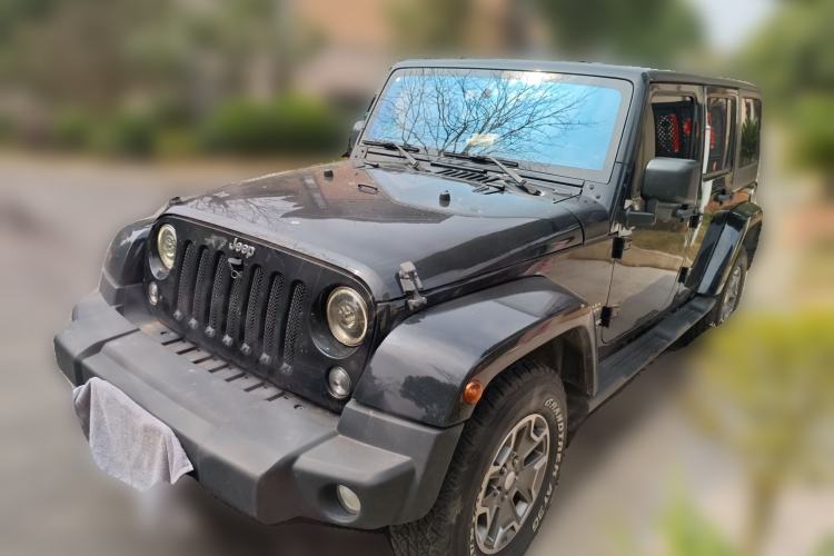 Used Jeep Wrangler 2013 3.6L Sahara Four-Door Edition