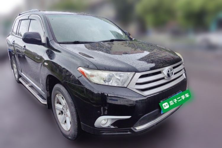 Used Toyota Highlander 2013 2.7L Two-Wheel Drive 5-Seater Purple Gold Edition Front Right 45 Deg
