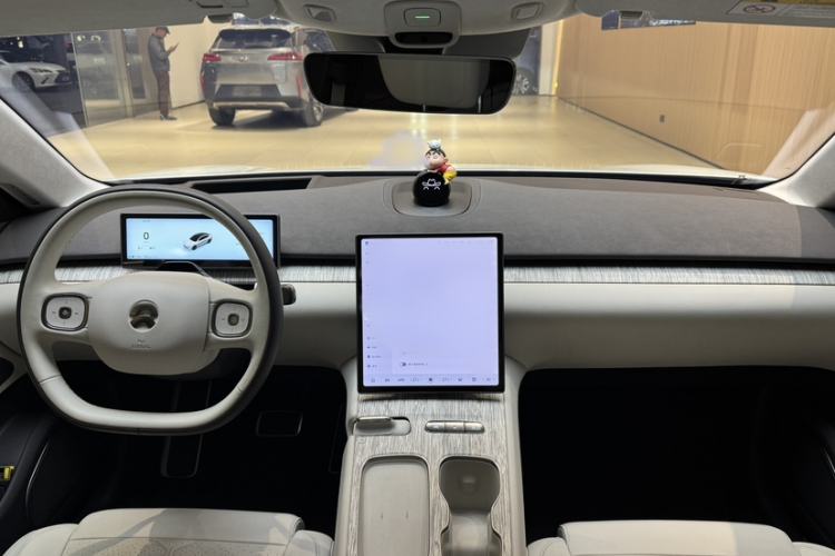 Used Nio ET7 2024 75 kWh Executive Edition
