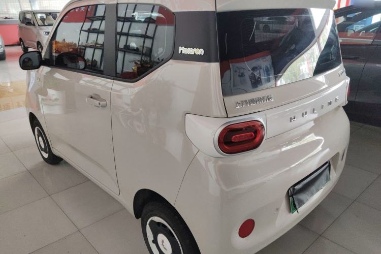 Used Wuling Hongguang MINIEV 2024 3rd Generation 215km Youth Edition
