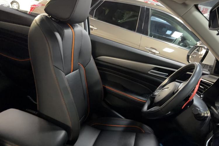 Used Haval F7 2021 1.5T Two-Wheel Drive iXuan Left Front Seat