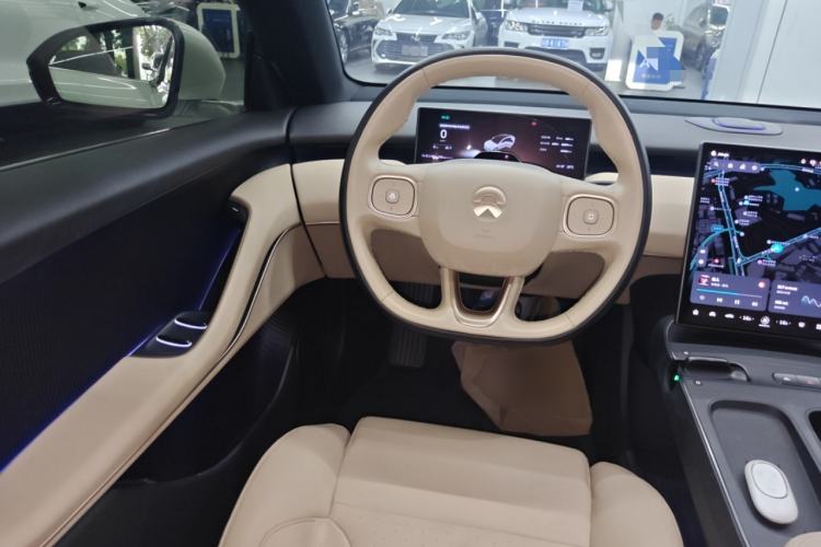 Used Nio ET5 2022 75 kWh Steering Wheel