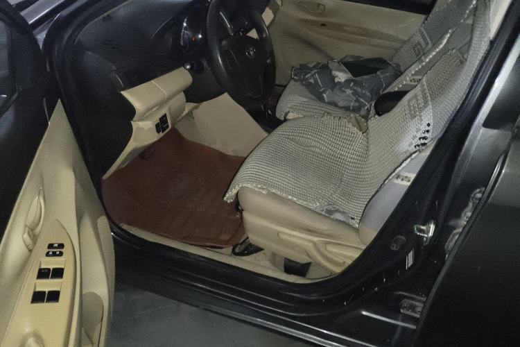 Used Toyota YARiS L Zhi Xuan 2014 1.3E Automatic Charm Edition