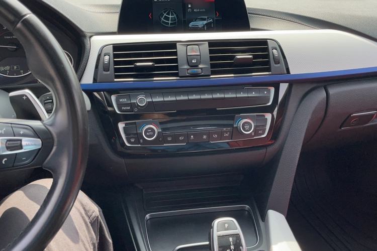 Used BMW 3 Series 2019 320i M Sport Package
