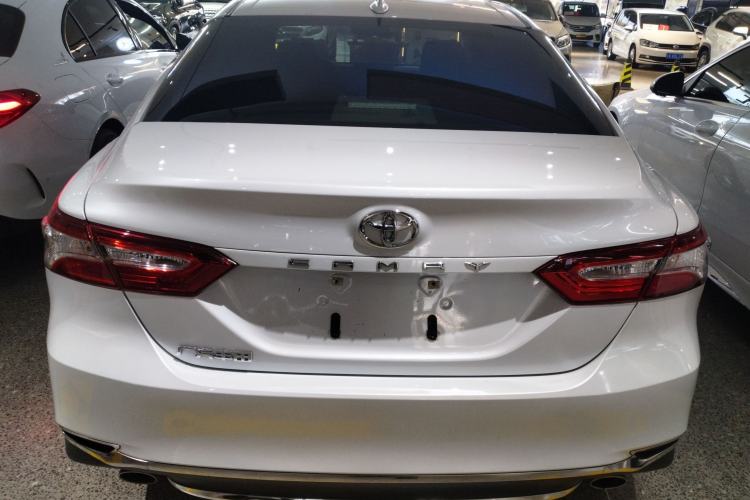 Used Toyota Camry 2022 2.0GVP Premier Edition
