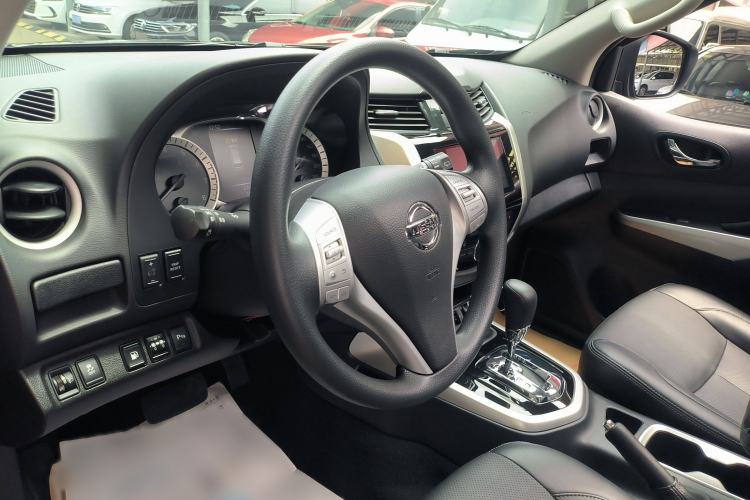 Used Nissan Terra 2020 2.5L XL Upper Automatic Two-Wheel Drive Luxury Edition Steering Wheel