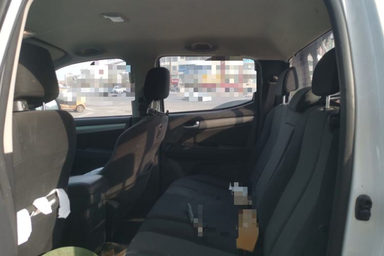 Used Isuzu D-MAX 2018 2.5T Two-Wheel-Drive Base Version JE4D25Q5A