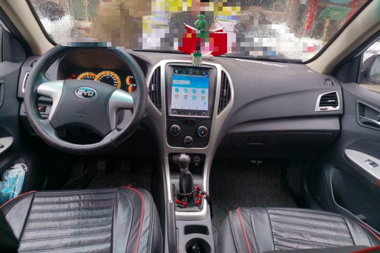 Used BYD F3 2015 Energy-Saving Edition 1.5L Manual Luxury Model
