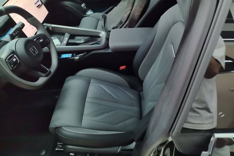 Used Zeekr 007GT 2025 Rear-Drive Intelligent Driving Version 75 kWh Left Front Seat