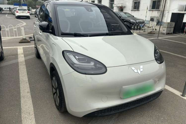 Used Wuling Bingo 2023 333 km Lingxi Connected Version