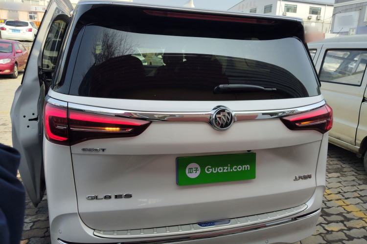 Used Buick GL8 2022 ES Landtrek 653T Comfort Edition
