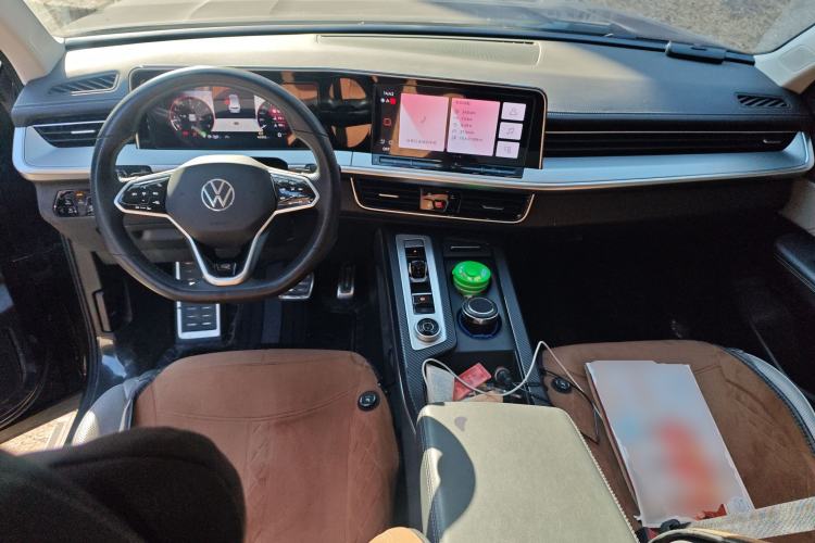 Used Volkswagen Tavendor 2023 380TSI Four-Wheel Drive R-Line Cruise Edition
