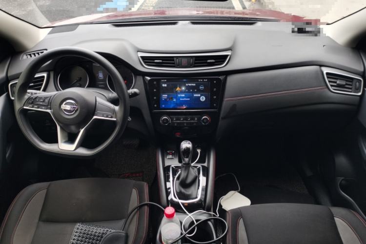 Used Nissan Qashqai 2019 2.0L CVT Smart Enjoyment Version Center Console