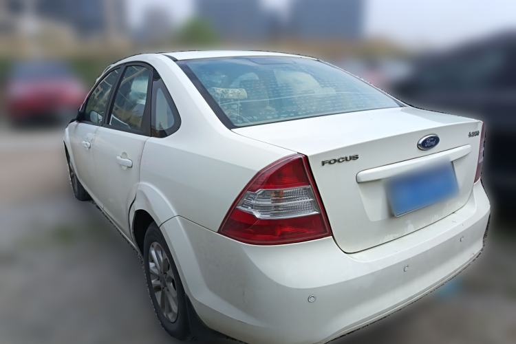 Used Ford Focus 2013 Sedan Classic 1.8L Automatic Base Model