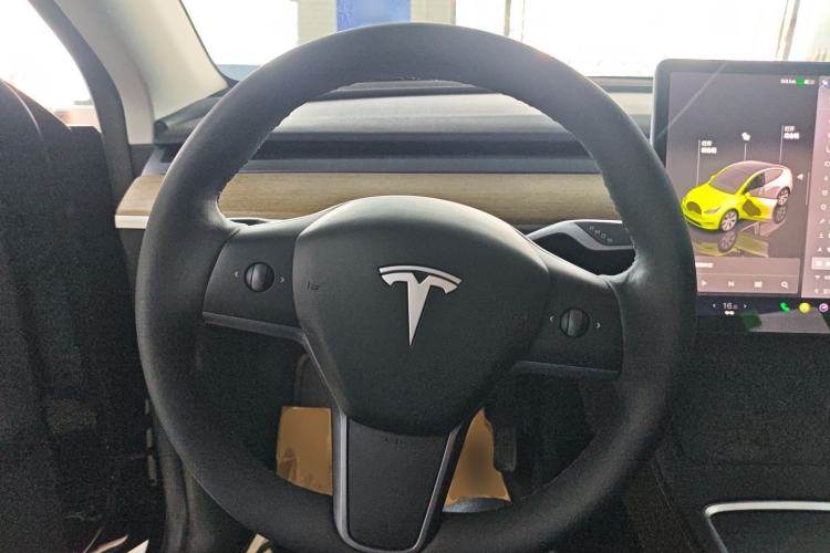 Used Tesla Model Y 2022 Rear-Wheel-Drive Version