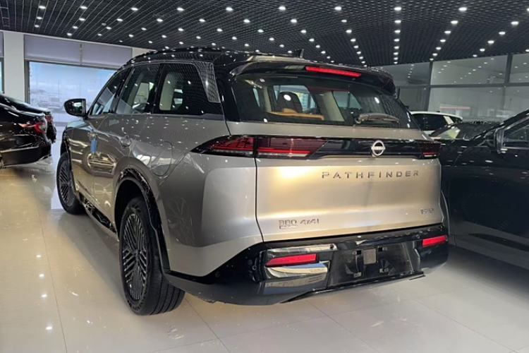 Used Nissan Pathfinder 2024 380 VC-TURBO Four-Wheel Drive Intelligent Driving Version 6 Seats