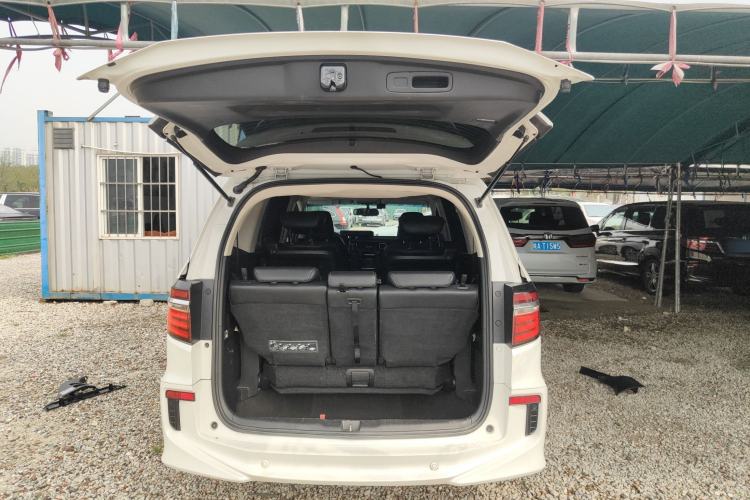 Used Honda Elysion 2016 2.4L Luxury Edition
