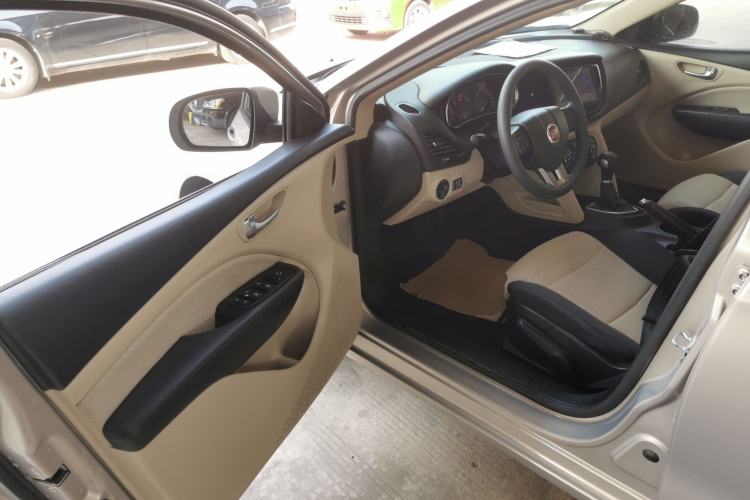 Used Fiat Viaggio 2012 1.4T Automatic Enjoyment Edition
