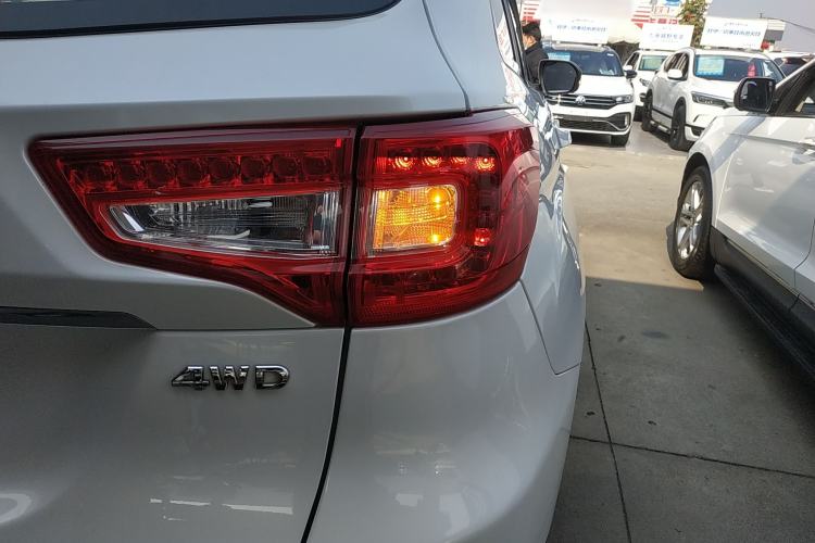 Used Changan CS75 2015 1.8T Automatic 4x4 Prestige Model China IV Standard