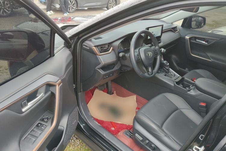 Used Toyota Wildlander 2024 2.0L CVT Two-Wheel Drive Urban Edition