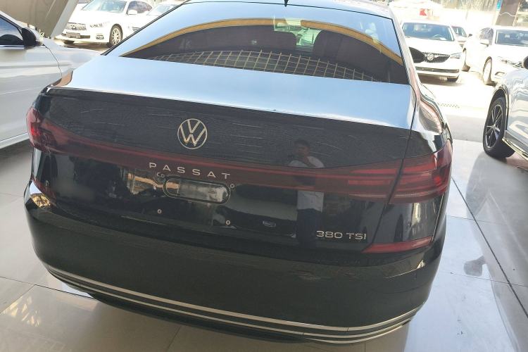 Used Volkswagen Passat 2024 380TSI Starry Dragon Edition