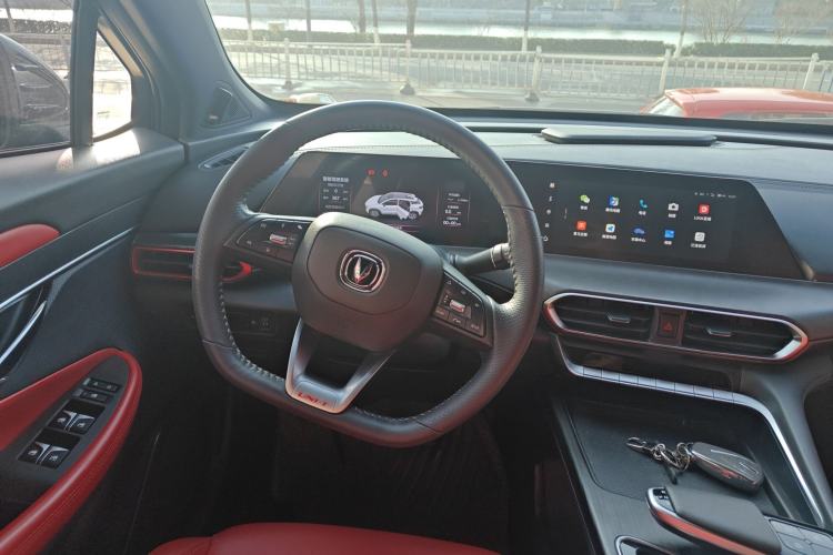 Used CHANGAN UNI-T 2020 1.5T Prestige Version
