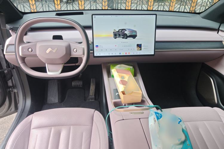 Used ONVO L60 2024 60 kWh Rear-Drive Version