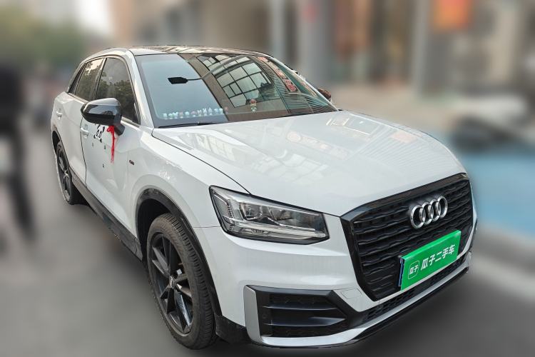 Used Audi Q2L 2021 35 TFSI Fashion Dynamic Model Front Right 45 Deg