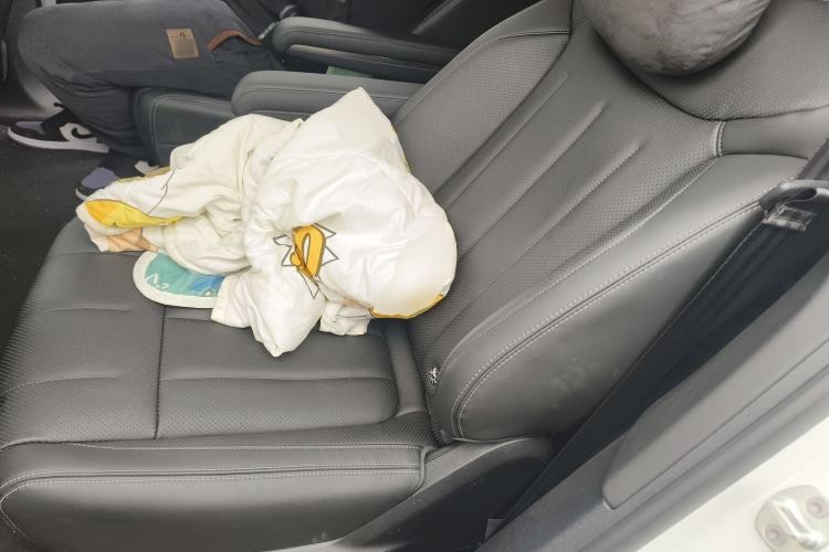 Used ONVO Luxeed L90 2025 Model—Pro Six-Seater Version