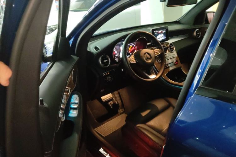 Used Mercedes-Benz GLC Coupe 2019 GLC 260 4MATIC Coupe SUV