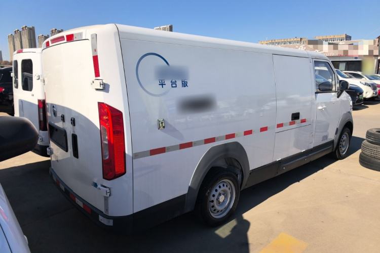 Used Foton Intelligent Blue Elf E7 2024 Facelifted All-Electric Van Flat Roof 2 Seats Evey Lithium Energy 41.86 kWh