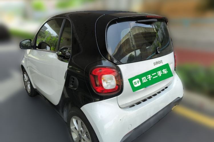 Used smart fortwo 2018 1.0L 52kW Hardtop Dynamic Version China V
