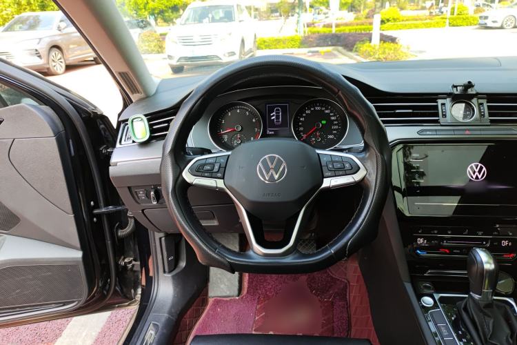 Used Volkswagen Magotan 2020 330TSI DSG Leading Model
