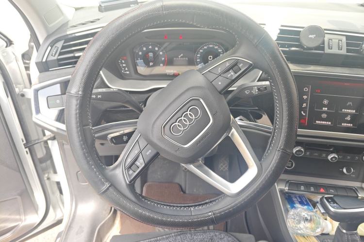 Used Audi Q3 2021 35 TFSI Progressive Dynamic Edition
