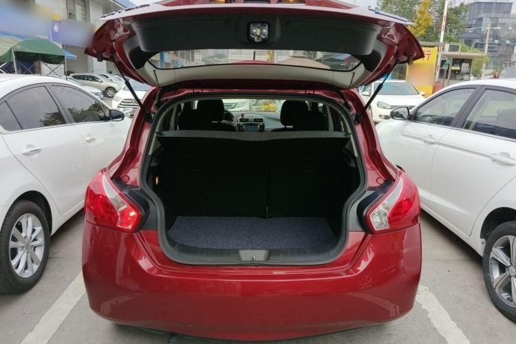 Used Nissan Tiida 2014 1.6L CVT Comfort Model
