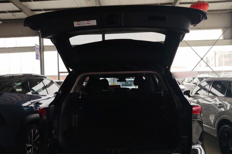 Used Toyota Highlander 2023 2.5L Smart Electric Hybrid Dual-Drive Prestige Version 7 Seats Trunk