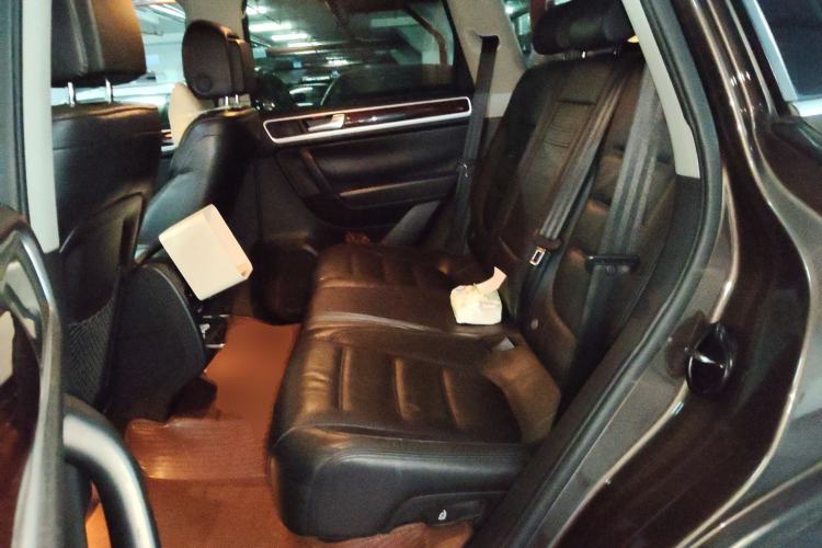 Used Volkswagen Touareg 2011 3.0 TSI Comfort Version