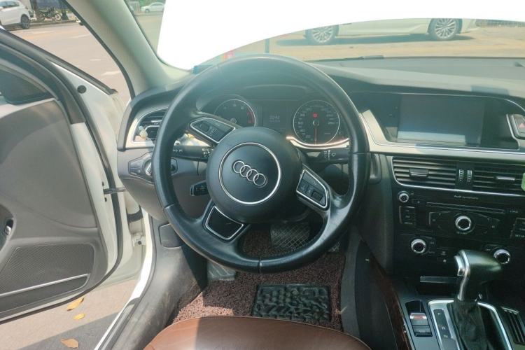 Used Audi A4L 2015 35 TFSI Automatic Standard Model
