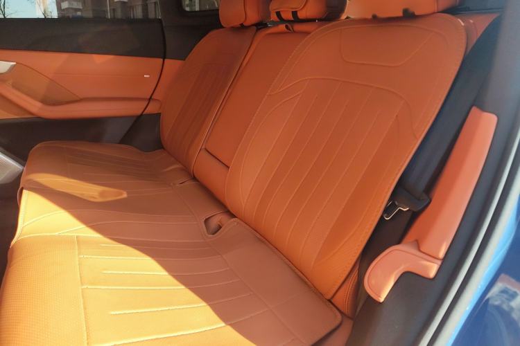 Used ONVO L60 2024 60 kWh All-Wheel Drive