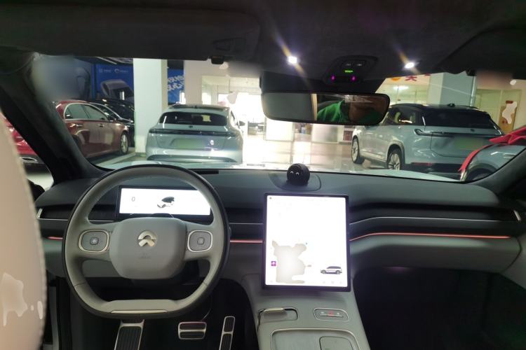 Used Nio ES8 2024 100kWh Signature Edition
