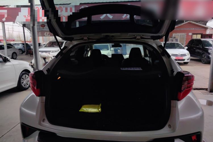 Used Toyota C-HR 2021 2.0L Luxury Edition Trunk