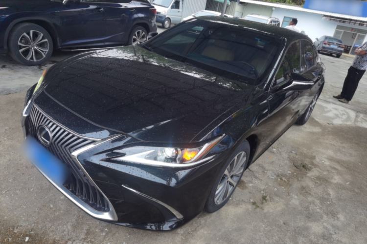 Used Lexus ES 2018 200 Excellence Edition China V Standard

