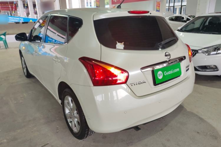 Used Nissan Tiida 2011 1.6L CVT Smart Version
