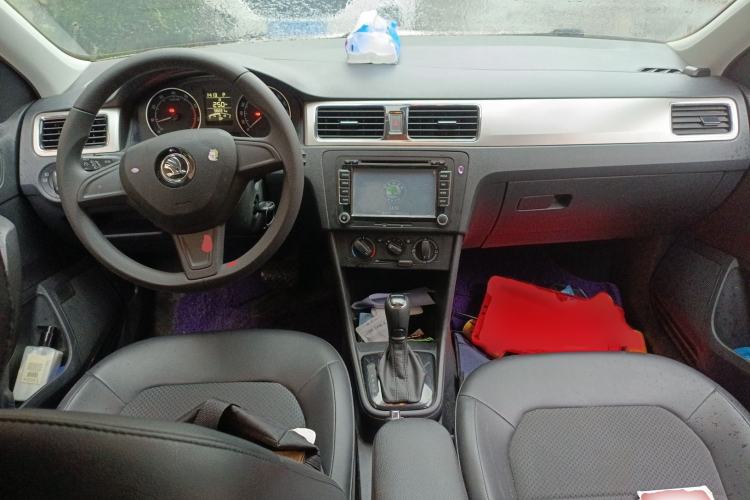 Used Skoda Rapid Spaceback 2014 1.6L Automatic Enjoyment Edition