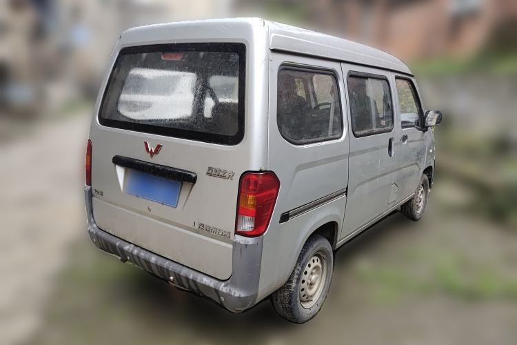 Used Wuling Zhiguang 2015 1.2L Practical LS-I Model

