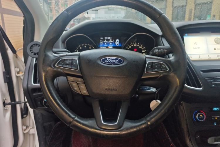 Used Ford Focus 2017 Sedan EcoBoost 180 Automatic Elite Model